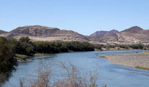 La rivière Orange – sud de la Namibie